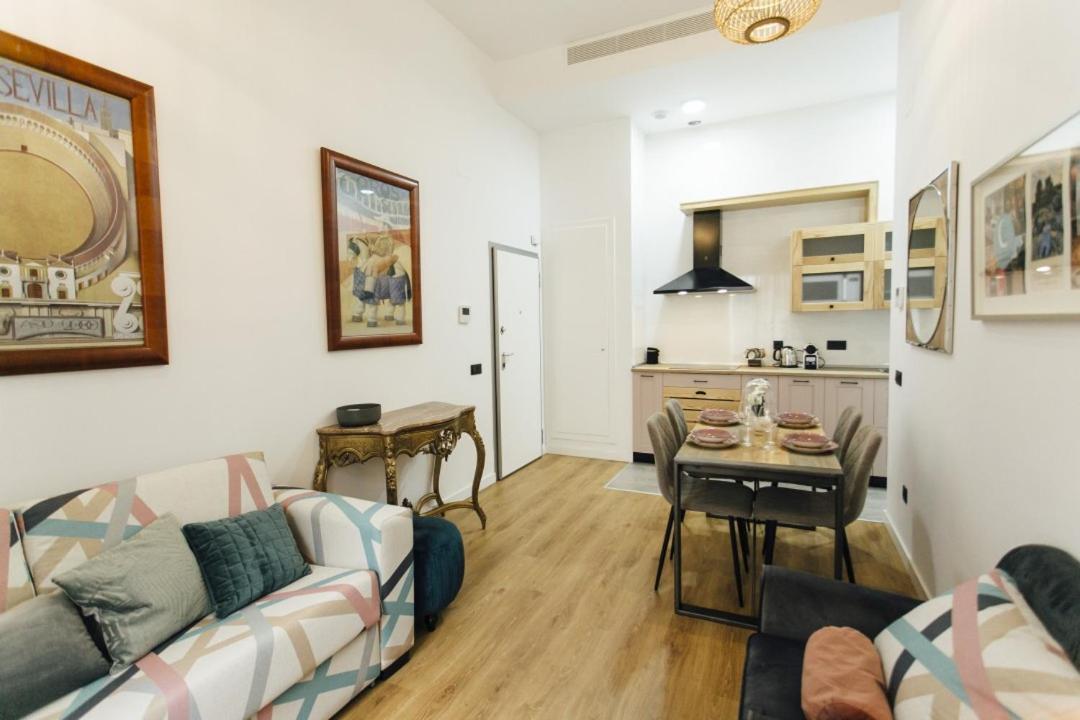 Modern With Seasonal Swimming Pool- 1Bd 1Bth- Goyeneta Apartment Sevilla Exterior foto