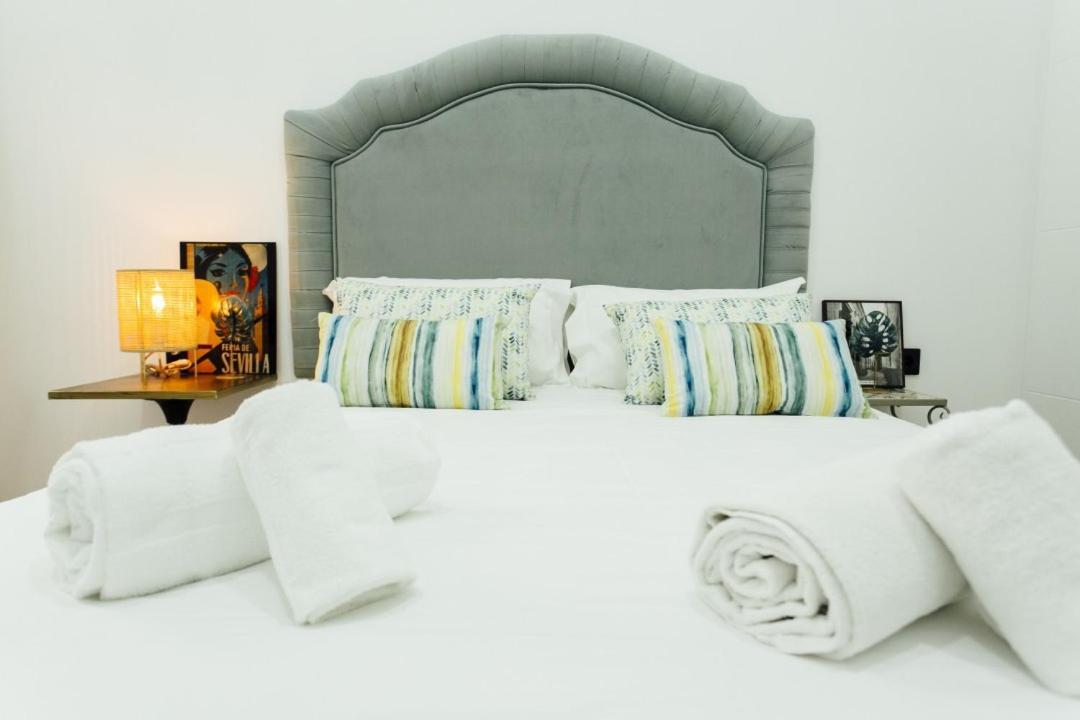 Modern With Seasonal Swimming Pool- 1Bd 1Bth- Goyeneta Apartment Sevilla Exterior foto